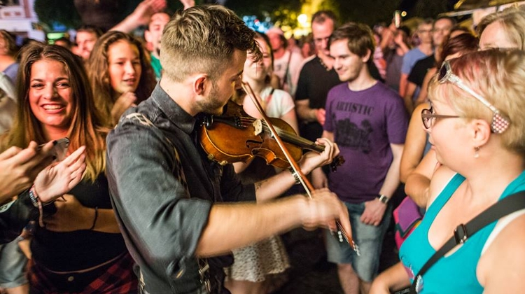 Video: Street Music Festival In Veszprém, 18 – 21 July