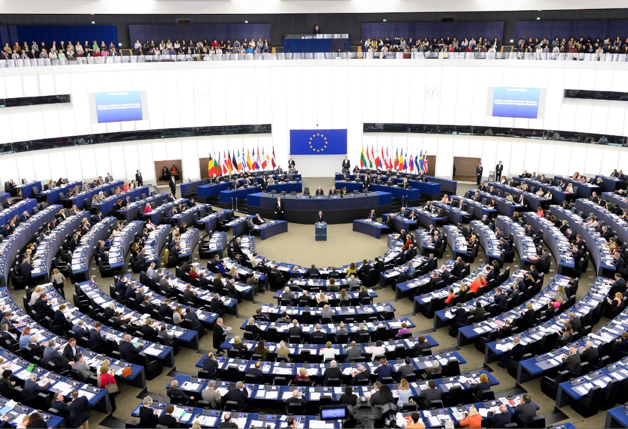 Fidesz MEPs Dissent as European Parliament Passed New Law on Media Freedom