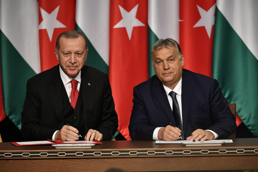 Video: PM Orbán Says Turkey 'Strategic Partner', Amid Protests In Hungary During Visit Of Turkish President
