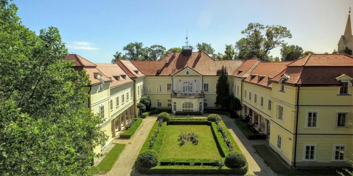 Three Hungarian Castle Hotels Receive Heritage Hotels Award