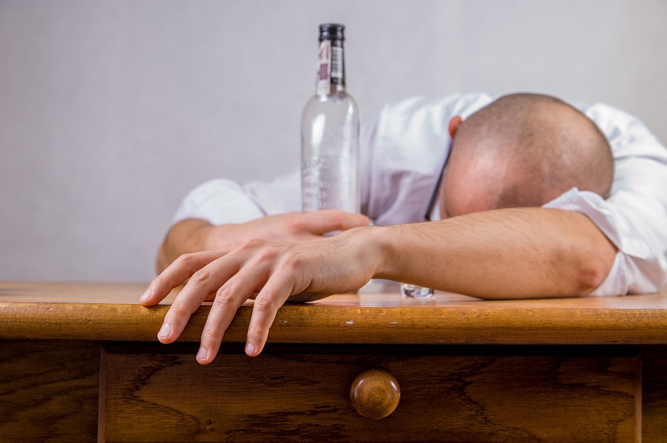 Number Of Alcohol Addicts In Hungary Reaches 800,000 Says Toxicologist