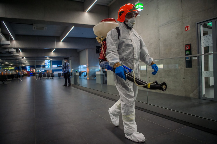 Newer Anti-Epidemic Measures At Budapest Airport