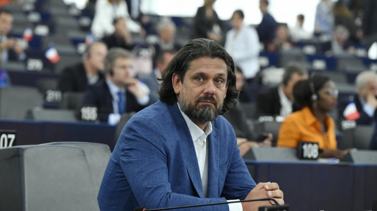 Hungarian Opinion: EPP Punishes Tamás Deutsch