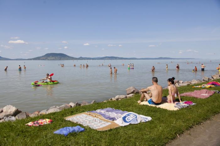 Quick Guide To Balaton's Best Beaches + Free Bathing Locations