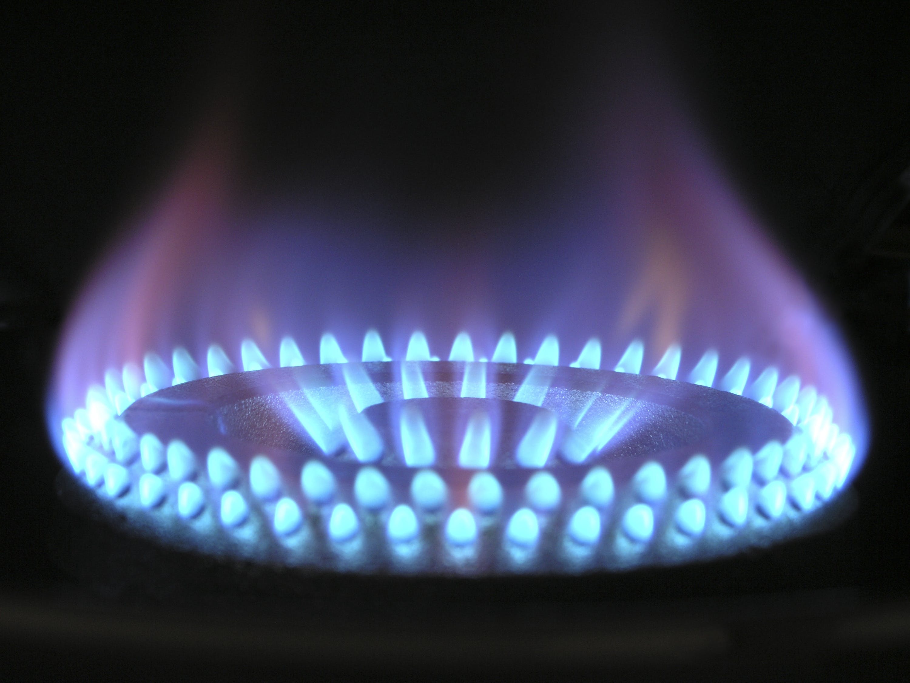 EU Plans to Reduce Gas Consumption by 15% Awaited by Hungary