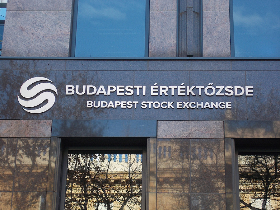 BUX Among Global Leaders Last Year, Hungarian Blue-Chip Stocks 'Crisis Resilient'