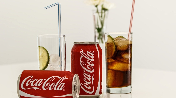 Coca Cola To Offer 100,000+ Bottles Of Free Coke To Support Hungarian Restaurants