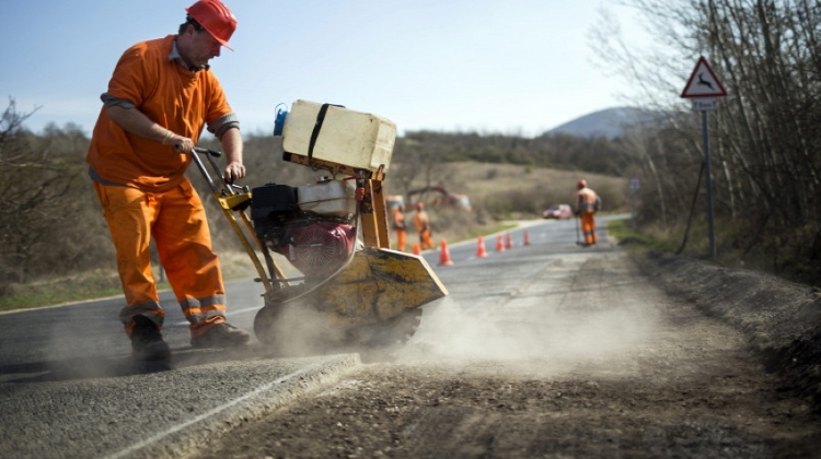 Attention Road Works Ahead: 2021 Set To See Largest Road Investment Of Past Decade