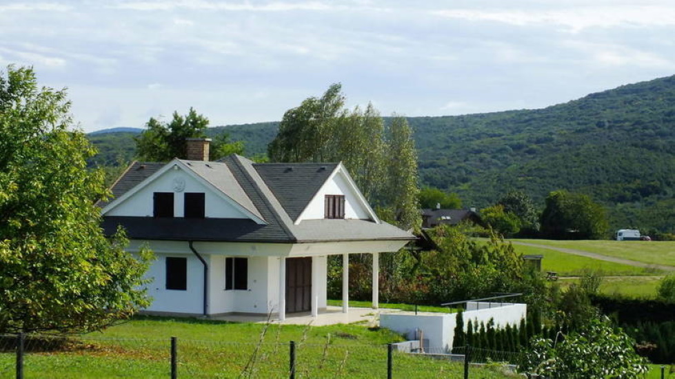 Extended Home Office Ignites Rural Rental Demand In Hungary