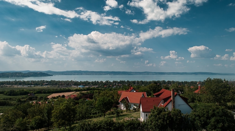 Xploring Hungary Video:  Wine Districts Of Hungary – Balatonfüred-Csopak