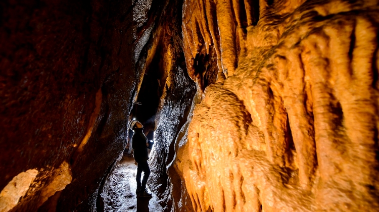 Xploring Hungary Video: Baradla Cave, Aggtelek