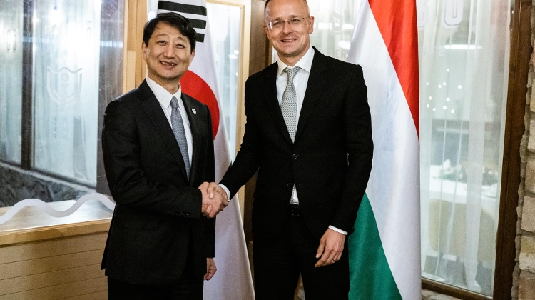 Record Bilateral Trade Between Hungary & South Korea Hits 5 Billion US Dollars