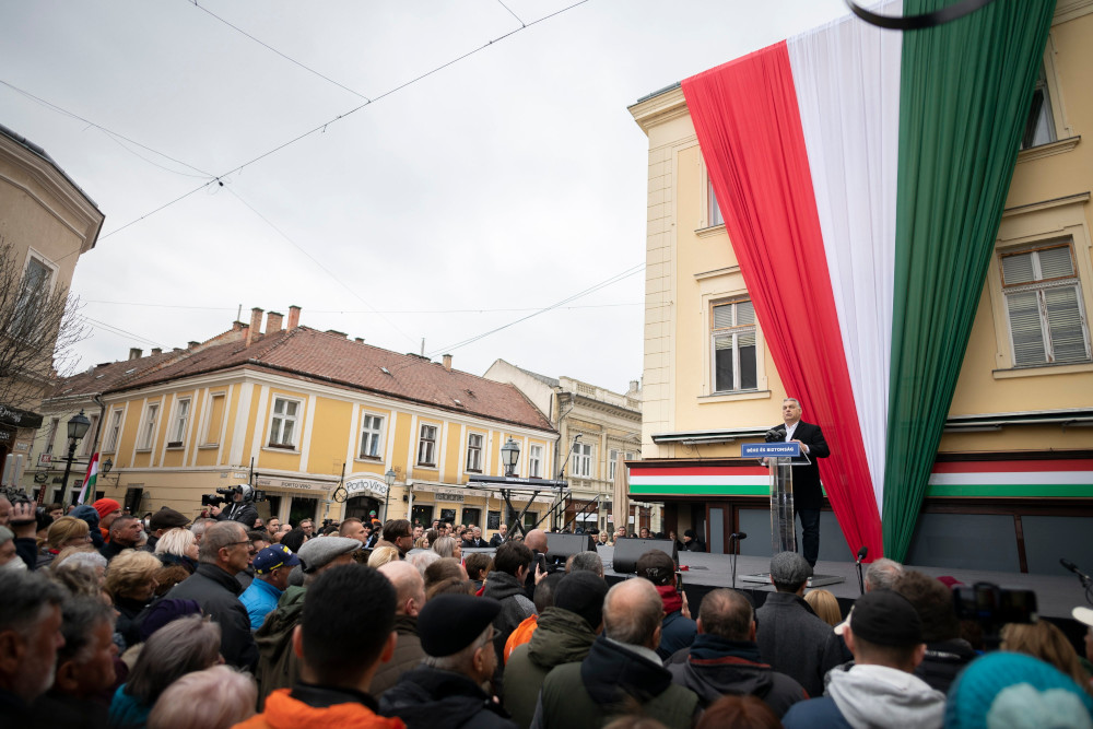 'Hungary Can’t Help Ukrainians by Destroying Itself', Says PM Orbán