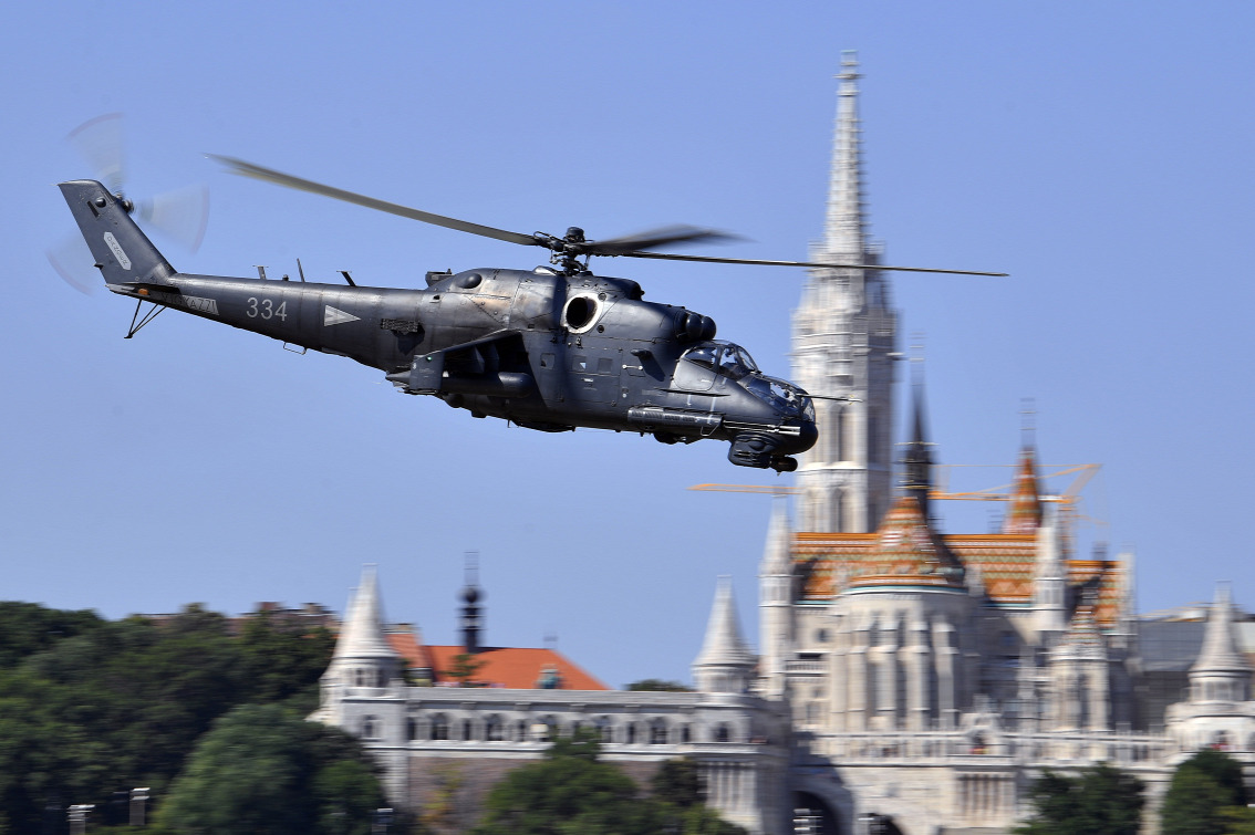 Military To Practice Flyovers In Budapest On Monday