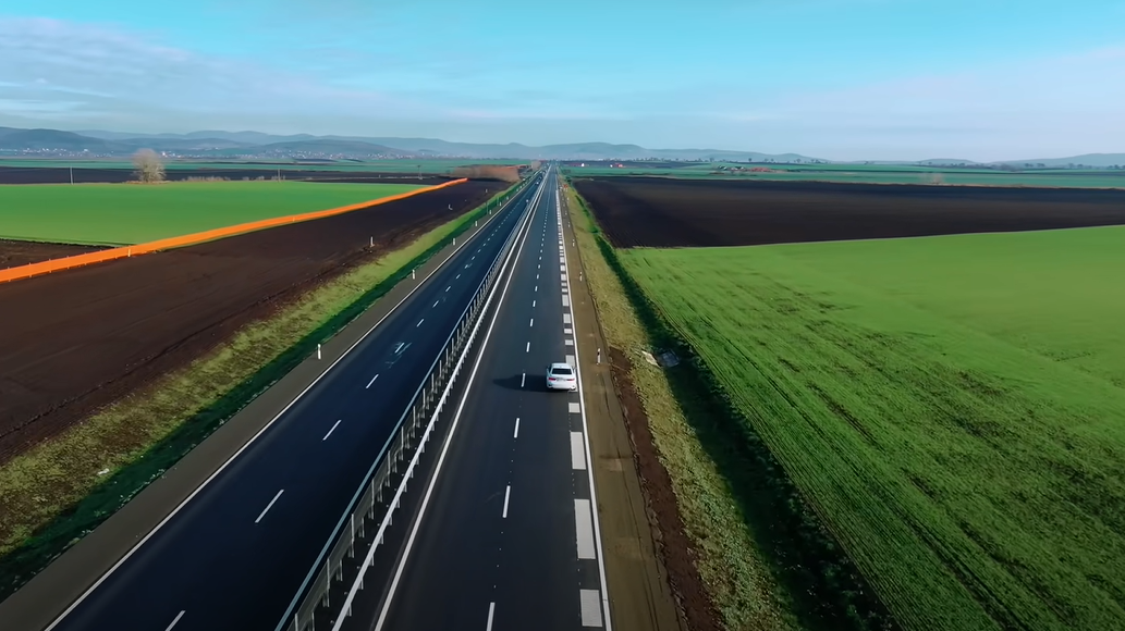 New “Musical Road” in Hungary Plays Folk Song on Your Tires
