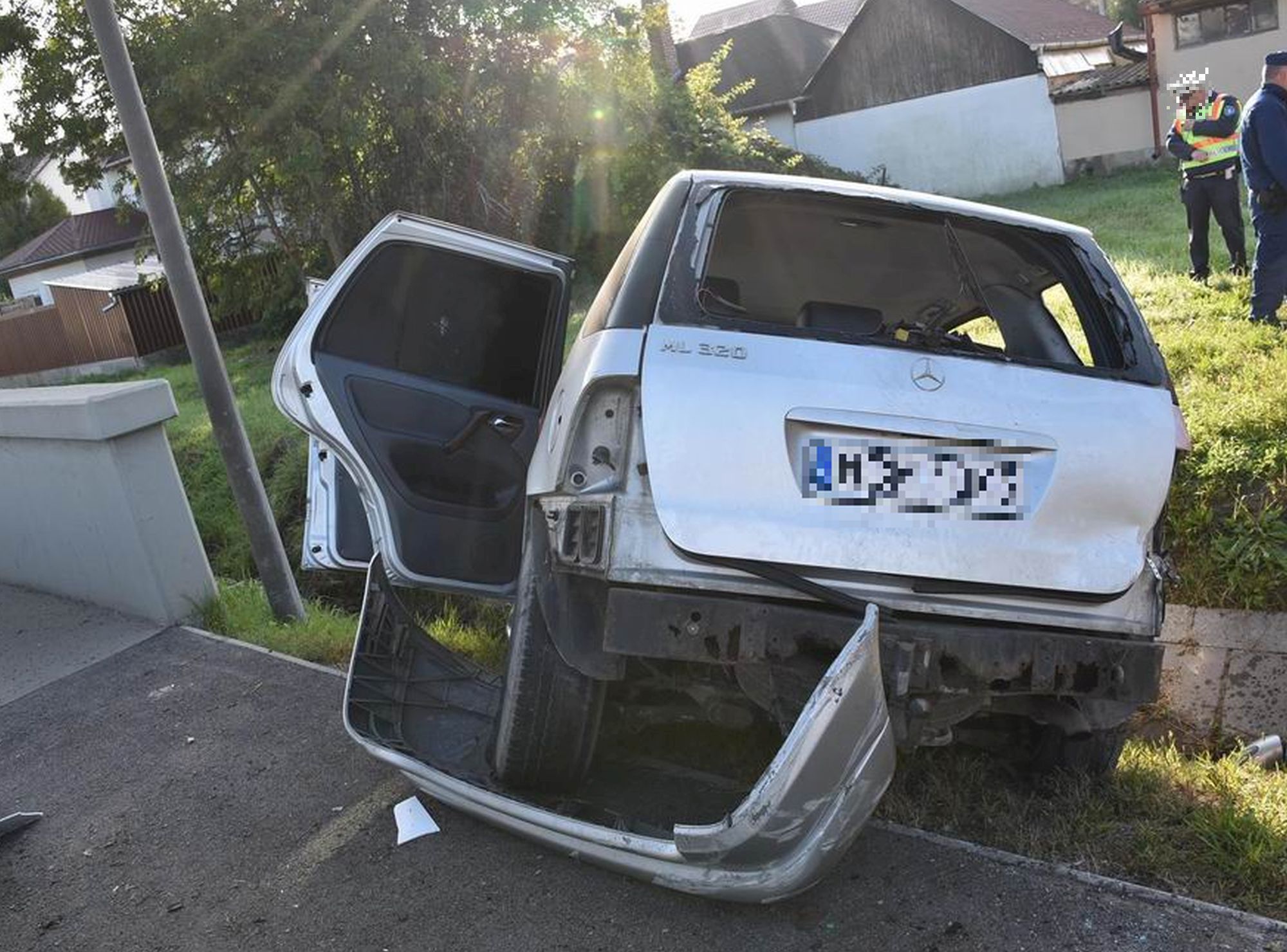 Foreigner Driving Minivan Full of Illegal Migrants Crashes in Hungary After Trying to Outrun Police