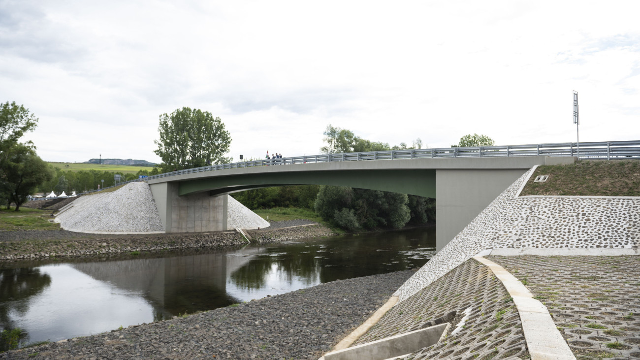New Bridge Opens from Hungary to Slovakia