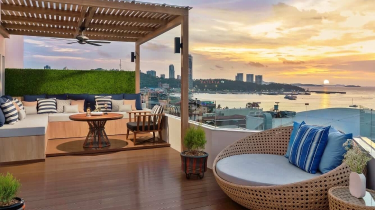 City Break in a Secret Tropical Oasis: Escape from Budapest to Avani's Pattaya Resort City Break in a Secret Tropical Oasis: Escape from Budapest to Avani's Pattaya Resort