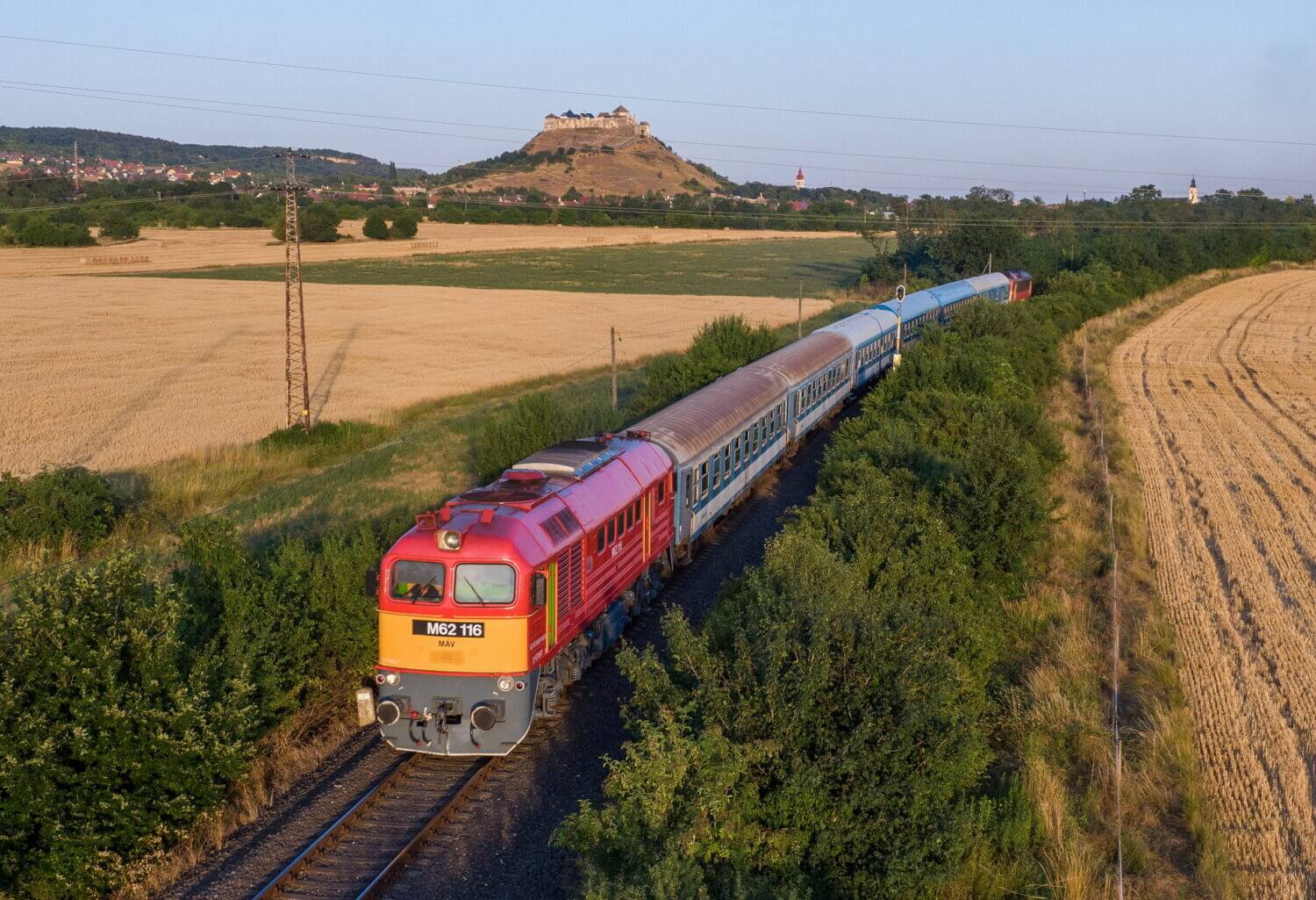 Neglected Railway Stations in Hungary to Get Extensive Renovations