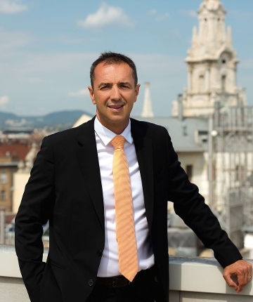 Tamás Fazekas, General Manager, Anantara New York Palace Hotel, Budapest Tamás Fazekas, General Manager, Anantara New York Palace Hotel, Budapest