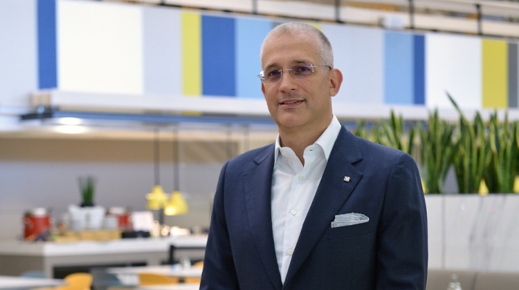 Top Xpat Interviews: Hospitality Legends - "It's Who You Know (About) That Counts" Top Xpat Interviews: Hospitality Legends - "It's Who You Know (About) That Counts"