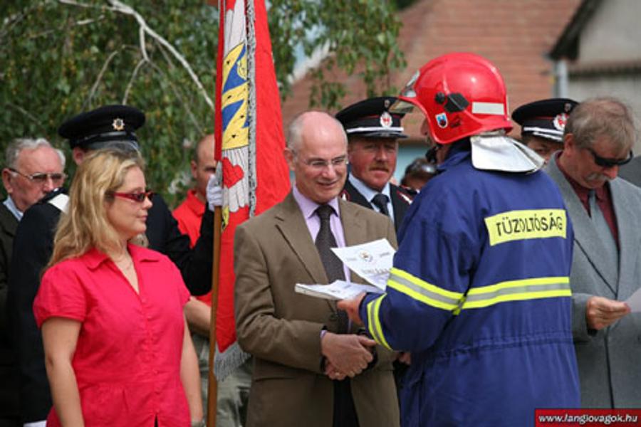 HM Ambassador Greg Dorey & UK Shropshire Fire Service Visit Pilisvörösvár