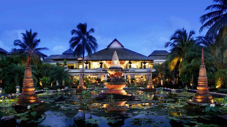Escape From Budapest To Thailand’s Leading Spa Resort: Le Méridien Khao Lak