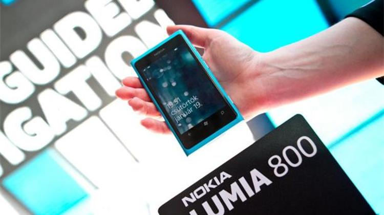 Telenor Presents Nokia Windows Phones Lumia 800 And 710 In Hungary