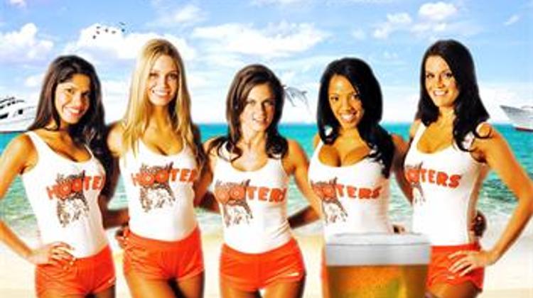 Updated: Hooters Budapest Opening On Monday