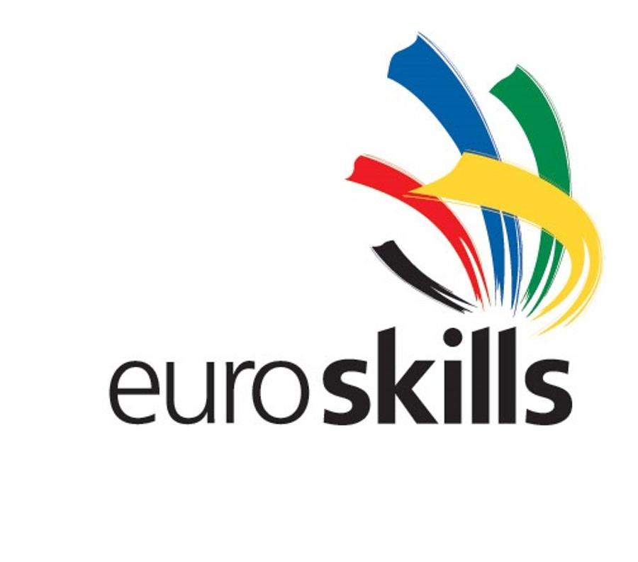 PM Received The Successful Hungarian EuroSkills 2012 Team