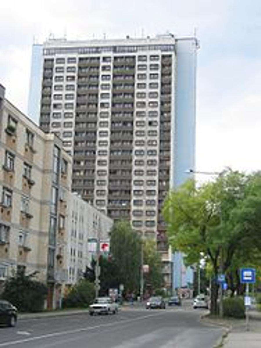 Skyscraper Gets Demolition Order In Pécs , Hungary