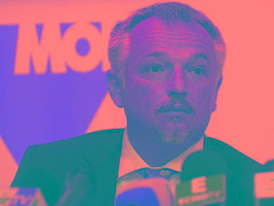 Hungarian MOL Shareholder Sues CEO Hernádi