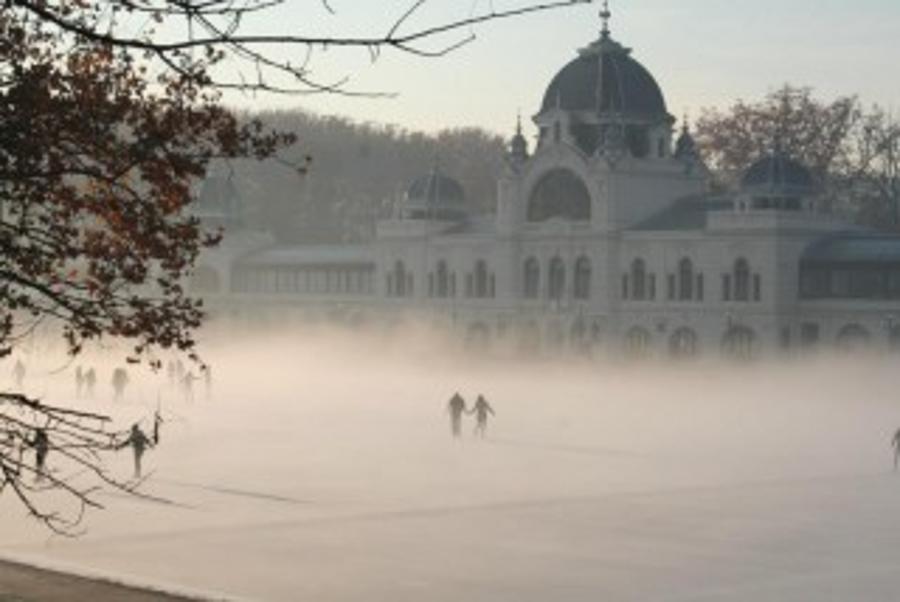Where To Ice-Skate In Budapest This Winter