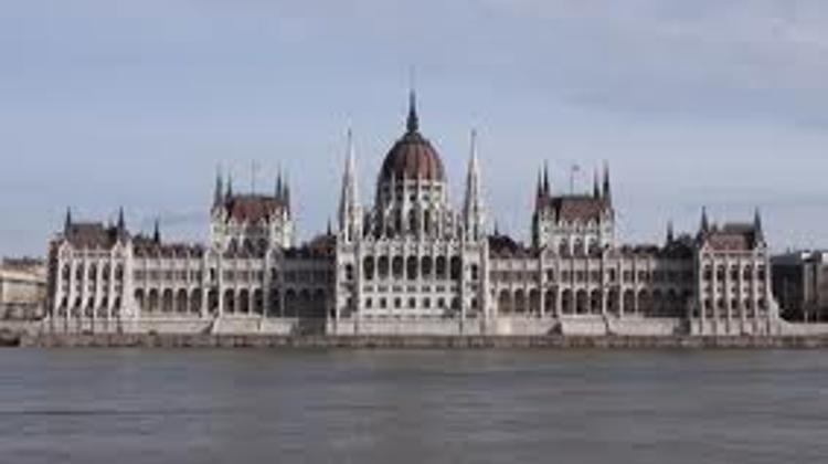 Parliament Approves Hungary’s 2014 Budget