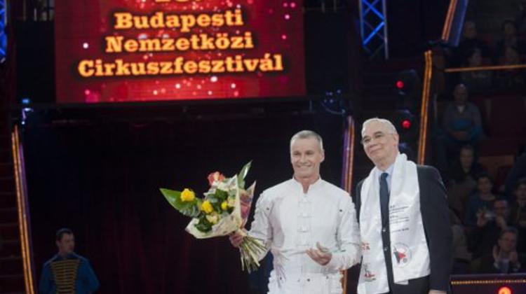 Hungary’s Richter Acrobat Troupe Wins Gold At Budapest International Circus Festival