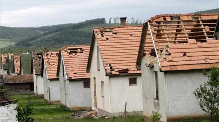Buildings Damaged, Tens Of Thousands Without Electricity In Hungary In Gale-Force Winds