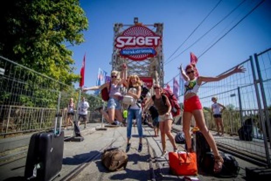 Madness, The Bloody Beetroots, Kelis And Many More At Sziget Festival In Budapest