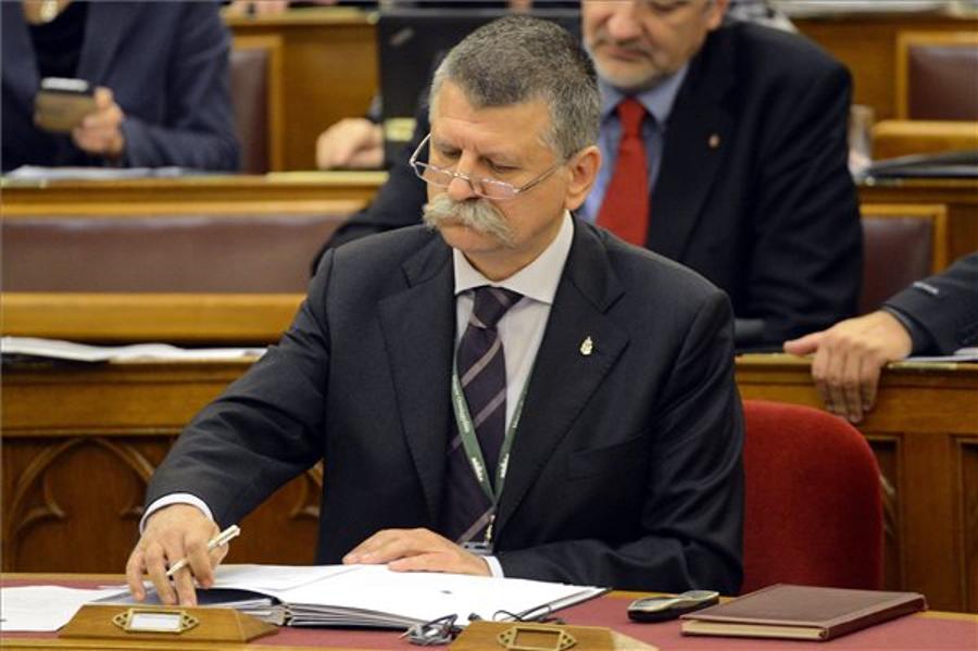 House Speaker Calls Singapore Model For Hungary