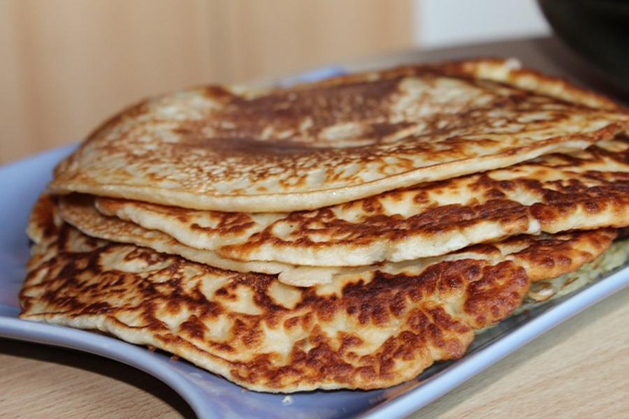 Shrove Tuesday Pancakes With Neighbours In Budapest, 17 February