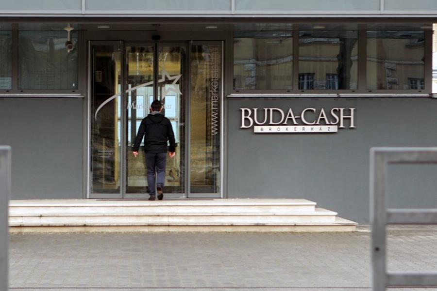 NBH Suspends Operating Licence Of Buda-Cash Bróker Ház