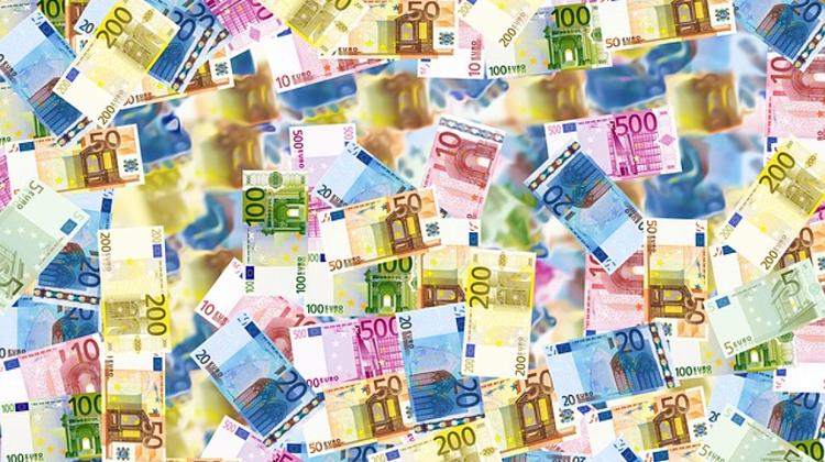 CBank Programme Ensures 4.5 Bn Euros To Hungary SMEs