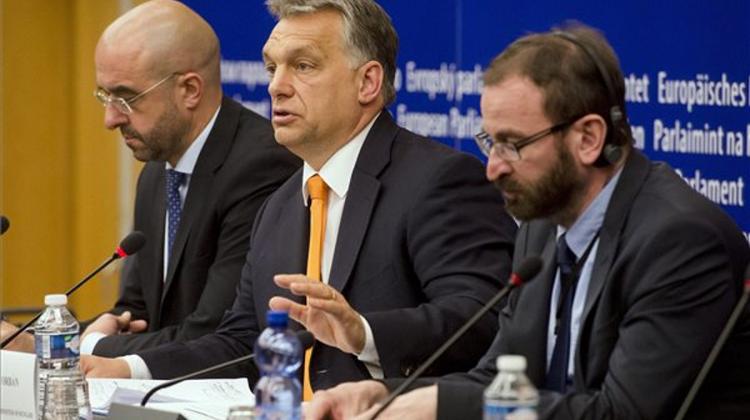 Hungarians “Should Decide On Immigration Issue”