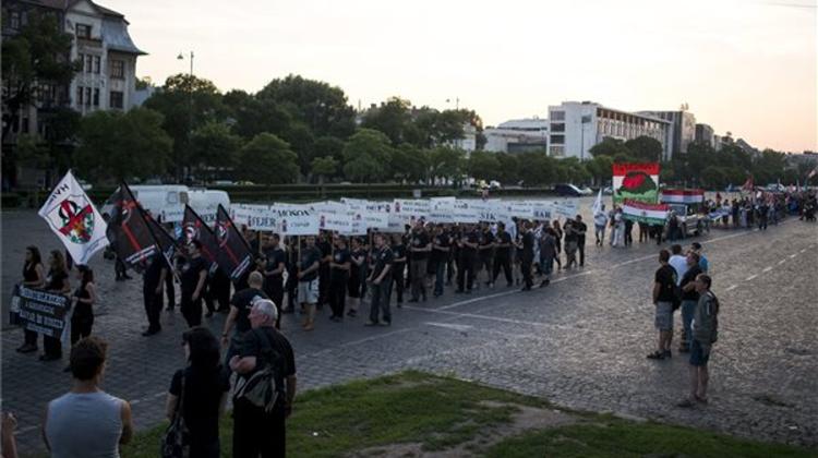 64 Counties Organises March In Budapest Marking Trianon Anniversary