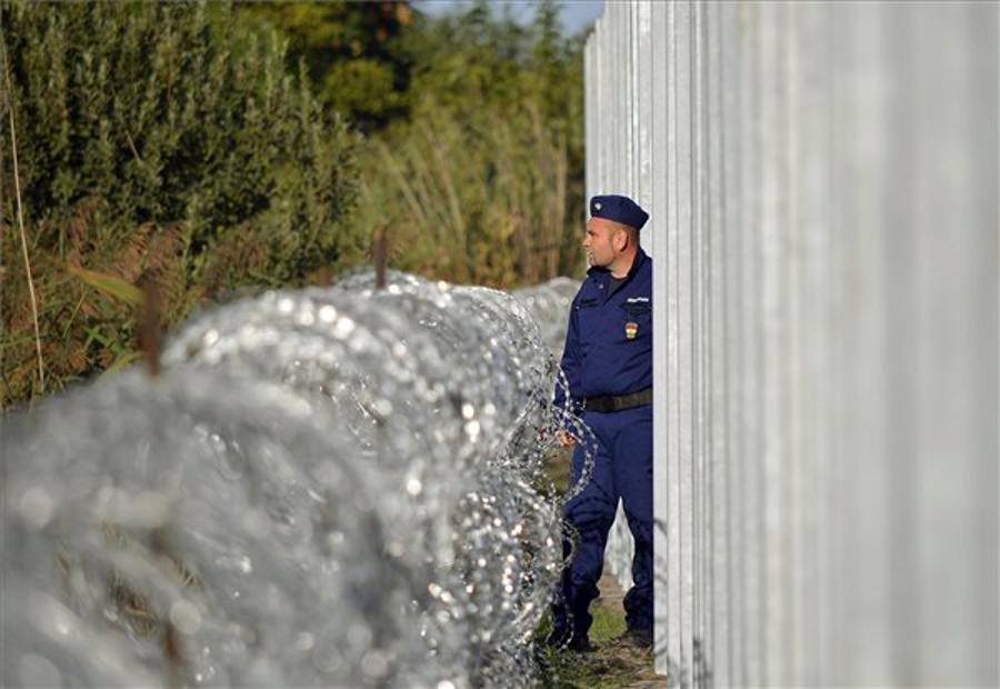 Construction Of The Hungarian Border Barrier Must Be Accelerated
