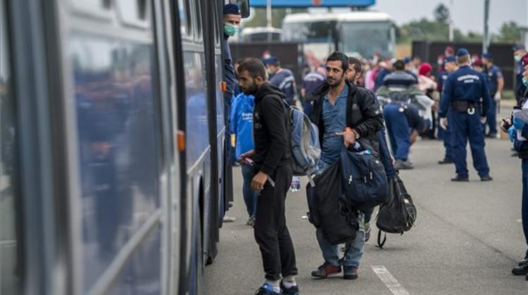 Refugees Proceed Through Hungarian Border At Beremend