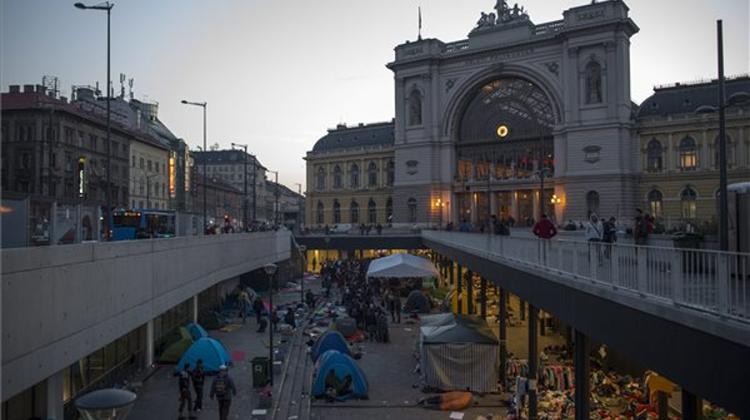 Anti-Refugee Online Commenters Meet Actual Refugees In Hungary