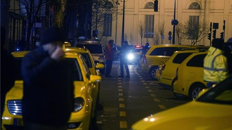 Budapest Taxi Drivers Protest Continues