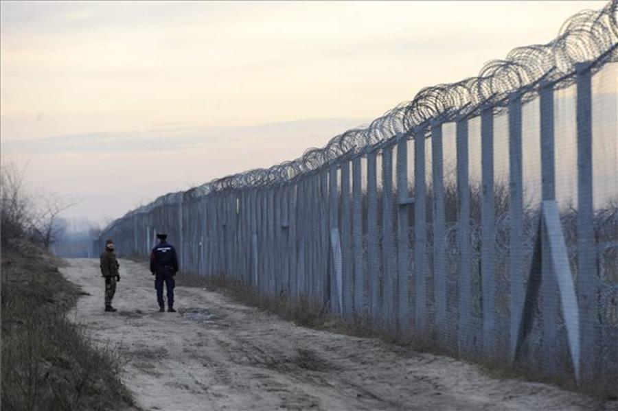 Xpat Opinion: Visegrád Summit Calls For A Fence On The Macedonian Border