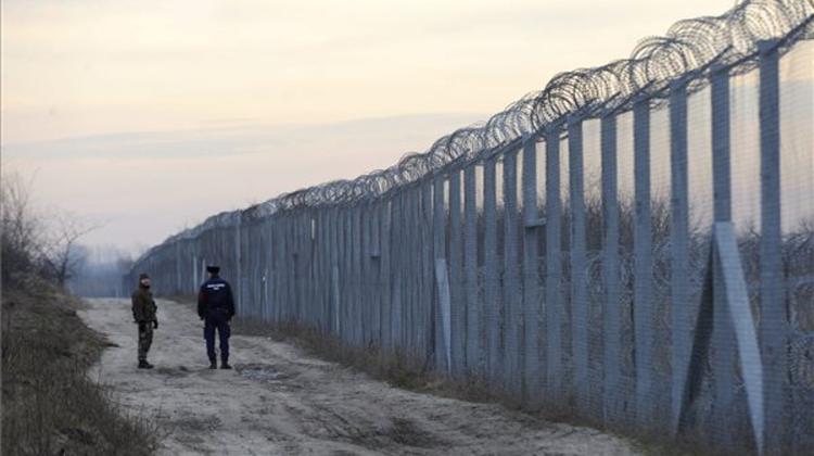 Xpat Opinion: Visegrád Summit Calls For A Fence On The Macedonian Border