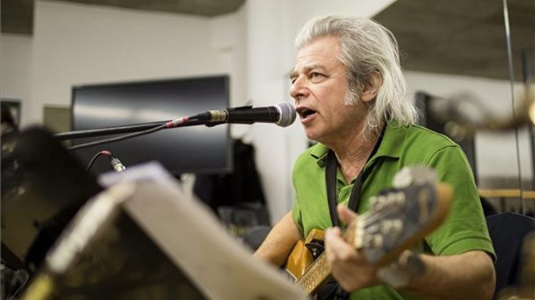 Hungarian Rock Veteran Tamás Somló Dies